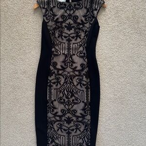 London Times Women sleeveless Elegant Black & Ivory Patterned Dress size 4